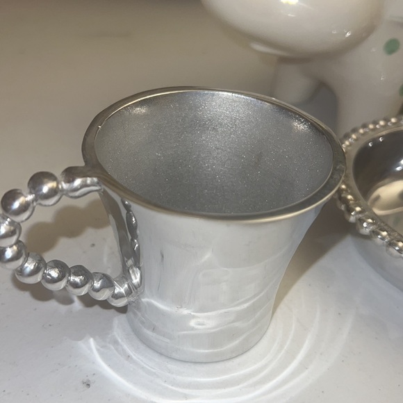 MARIPOSA BNWT Baby GIFT String of Pearls Keepsake Set With Cup, Porringer, Spoon - Picture 5 of 6